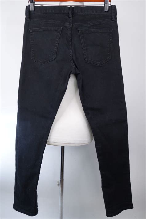 uniqlo black jeans